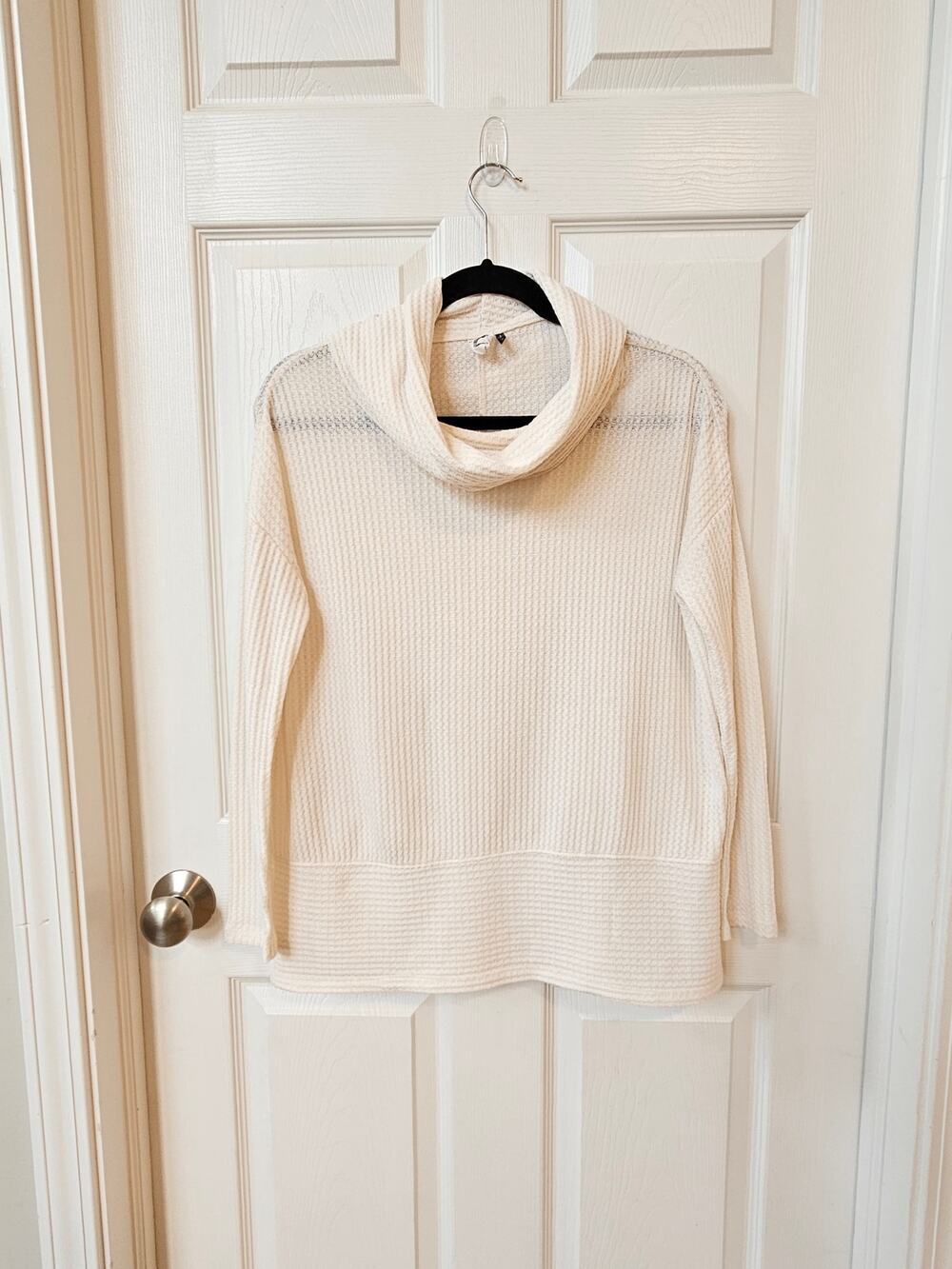 Anthropologie Akemi + Kin Cream Waffle Knit Cowl Neck Sweater XS